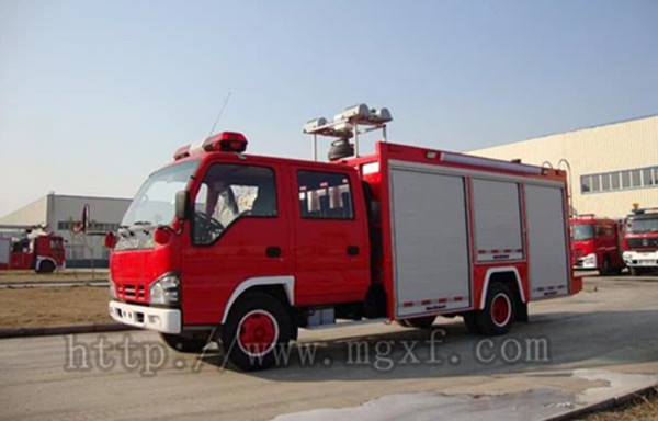 Хүнд даацын аврах яаралтай тусламжийн галын машин